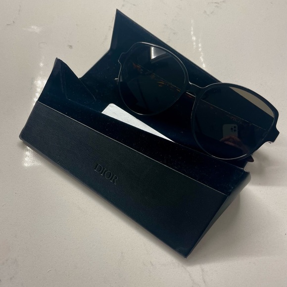 Dior Onde 2 Sunglasses Black Brown Tortoiseshell Excellent Italy with Case - Picture 2 of 15